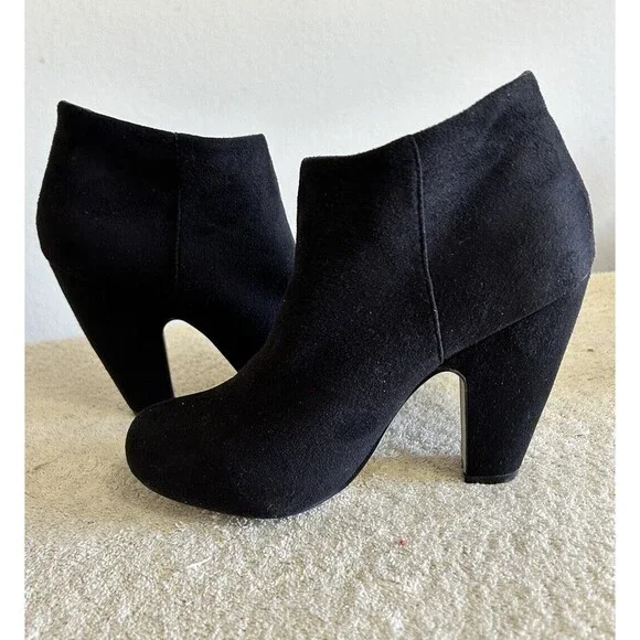 Madden Girl Black Fabric Coated Lopezzz Ankle Booties Boots Zip Size 6M - Picture 9 of 13